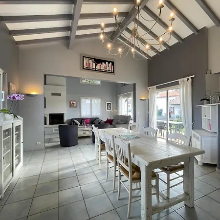 Uhalden Borda Holiday home