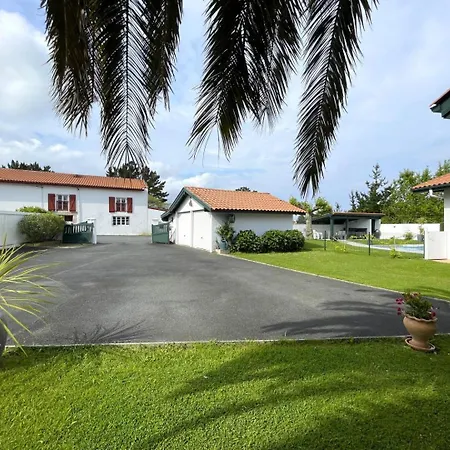 Holiday home Uhalden Borda