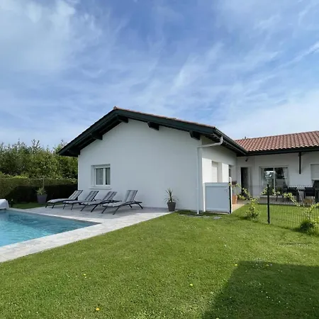 Uhalden Borda Holiday home